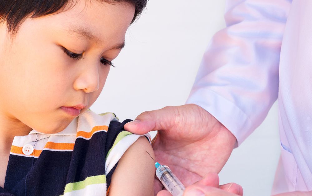 Mengapa Anak-Anak Perlu Divaksinasi Hepatitis A?